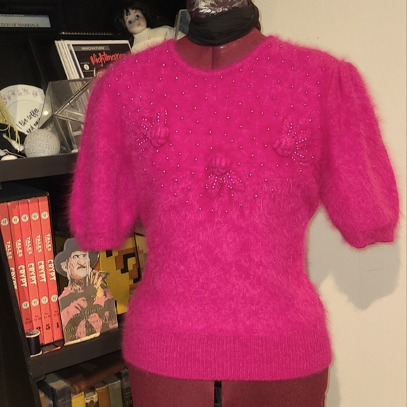Vintage Pinup Sweater Girl HOT PINK Angora Sweater - Picture 1 of 5